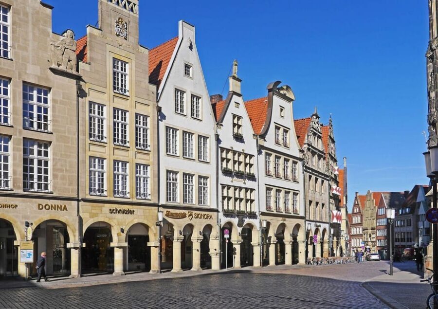 Münster Private Guided Walking Tour - Town Hall start: the Peace of Westphalia story where it matters
