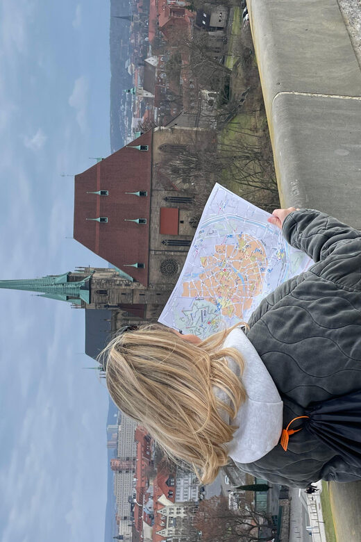 Mystery Backpack 2p: explore the city with an Erfurt novel - Language and Pace: When This Works Best