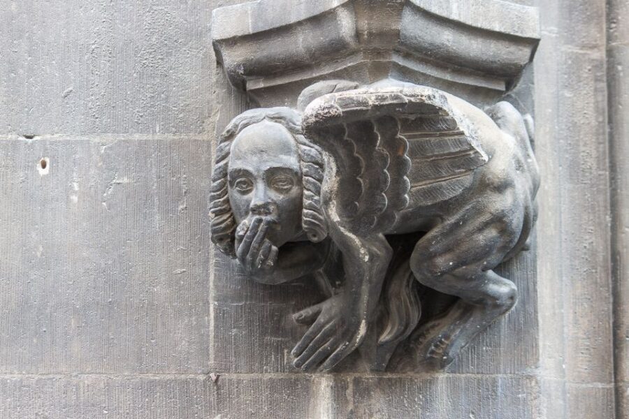 Mystic Munich - Sagas and Legends of the Old Town - Old Town landmarks you’ll actually understand: Marienplatz and the town-halls
