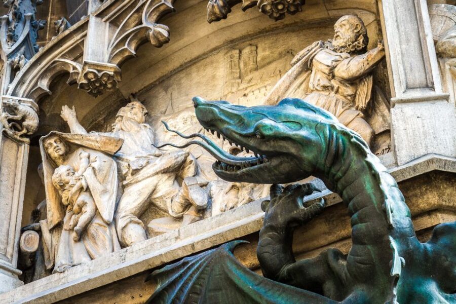 Mystic Munich - Sagas and Legends of the Old Town - A tight 105-minute “myths-at-dusk” route in Munich’s center
