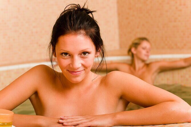 Naked in Bavaria - An evening at the Sauna - Your 4-hour Therme evening: pools, saunas, and the rhythm