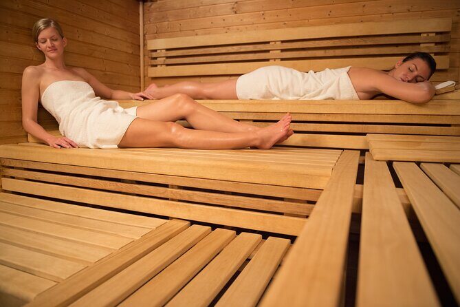 Naked in Bavaria - An evening at the Sauna - Pickup, timing, and how to plan your evening