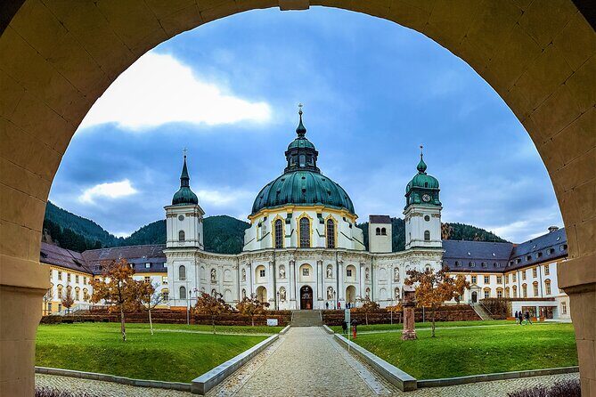 Neuschwanstein Castle, Ettal Abbey and Oberammergau Private Tour from Munich - How to get the most out of your day (without overpacking your brain)