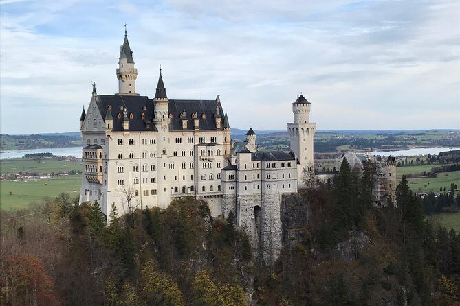 Neuschwanstein Castle Private Tour from Garmisch-Partenkirchen - Ettal Abbey: a short history reset with calm pacing