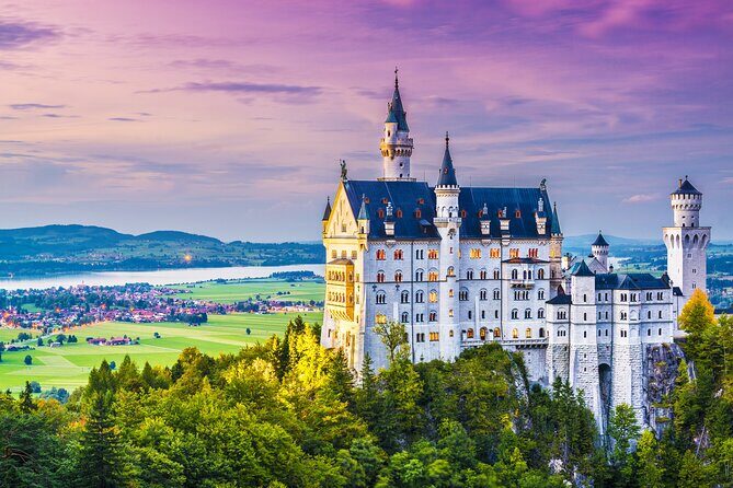 Neuschwanstein Castle Small-Group Guided Day Trip from Munich - Marienbrucke photo time when the bridge is usually chaos