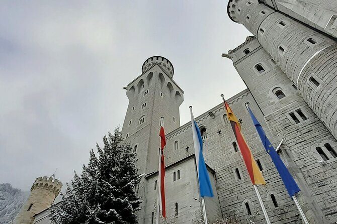 Neuschwanstein Exclusive Romantic Winter Tour INCL. TICKETS - Hohenschwangau Castle: Ludwig’s family story in smaller doses