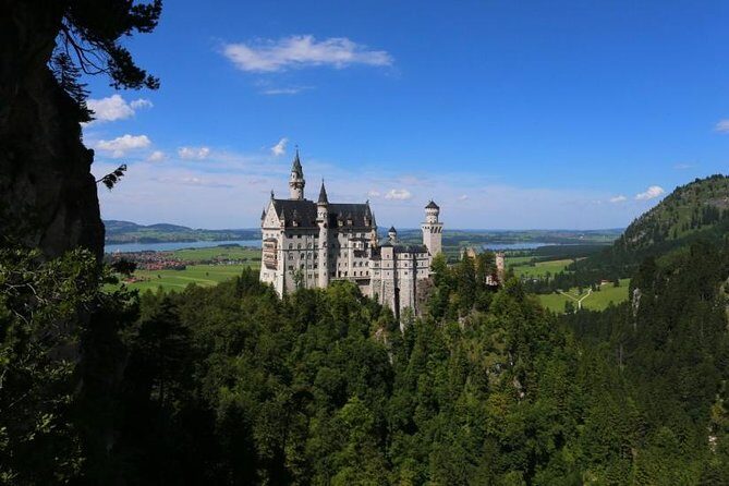Neuschwanstein & Linderhof Castle Luxury Private Tour from Munich - Füssen old town on the Lech: Bavarian atmosphere that isn’t just a pit stop