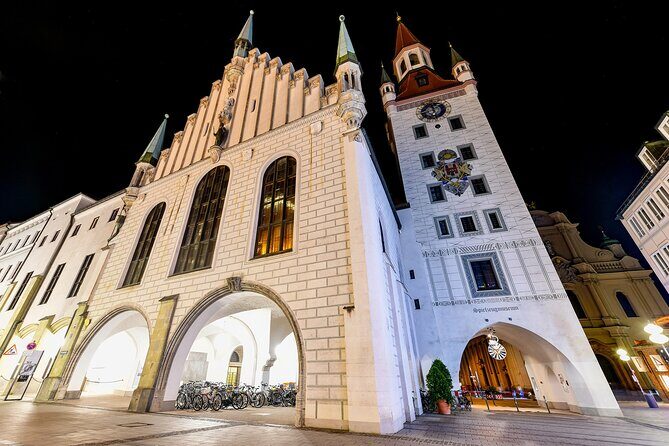 Night watchman torchlight tour in Munich - Rindermarktbrunnen and the Lion Tower: Where Market Life Becomes Legend