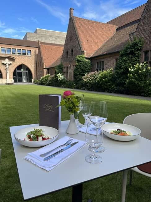 Nuremberg: 1-day ticket Germanisches Nationalmuseum - Café Arte and sensible pacing during a full day