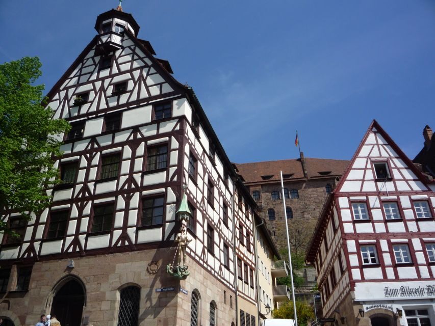 Nuremberg 2-Hour Old Town Highlights Walking Tour in English - Old City Hall, St. Sebaldus Church, and Albrecht-Dürer-Platz: three perspectives on Nuremberg