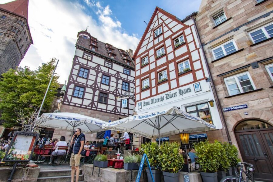 Nuremberg: 60 minute Express Walk with a Local - The guide’s real value: local lifestyle, food, and bars