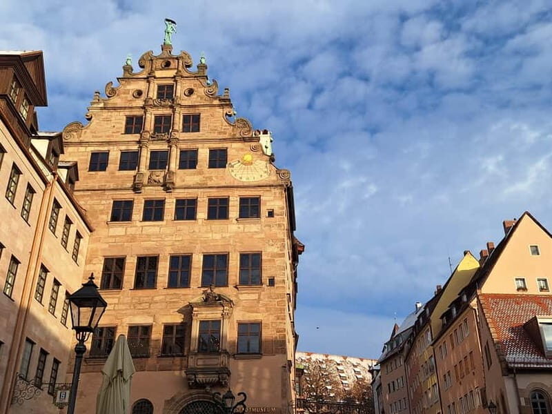 Nuremberg: Free Walking Tour - Hauptmarkt and St. Sebaldus: where medieval power shows up