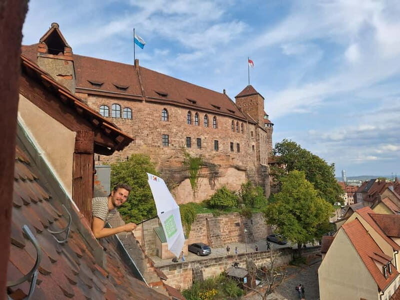 Nuremberg: Free Walking Tour - Starting at Schöner Brunnen and building quick confidence