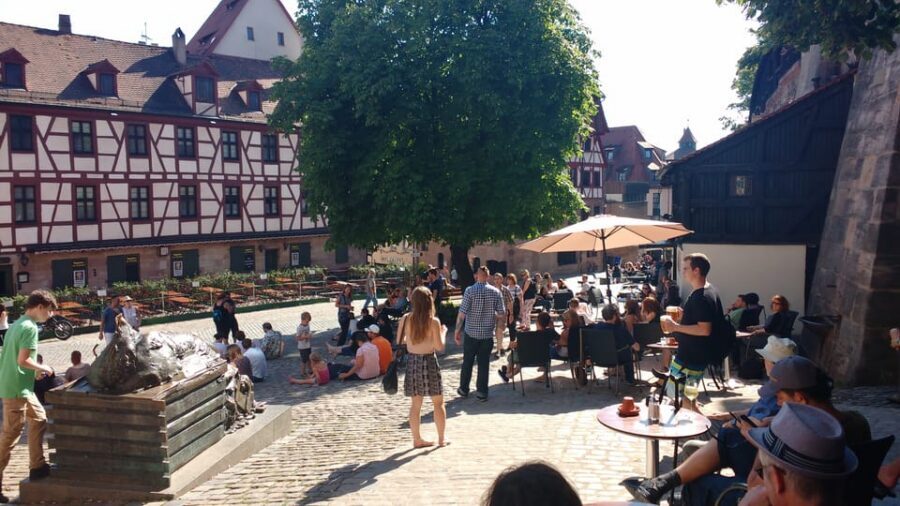 Nuremberg: Guided BYO Bike Tour - The green lung break: cycling where the city relaxes