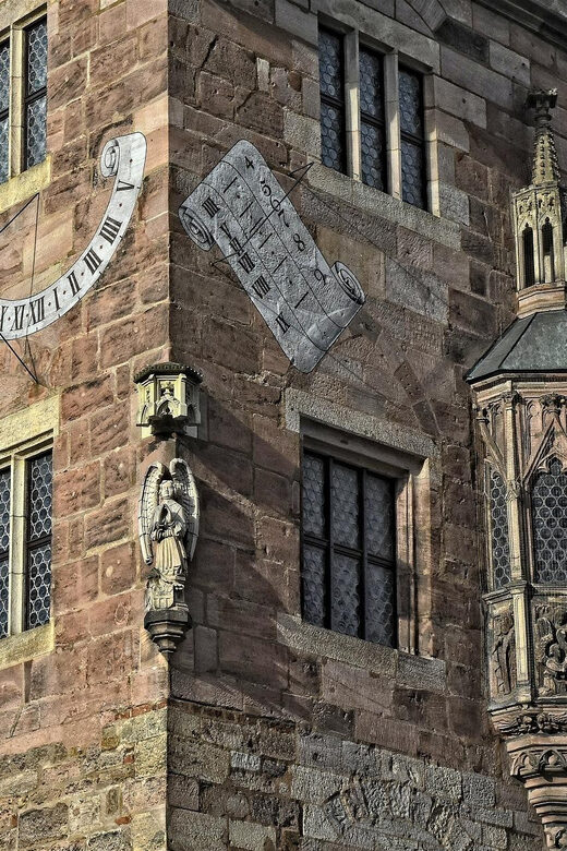 Nuremberg - Old town Historic Walking tour - St. Lorenz Church: the restored facade and the virtues you can actually see
