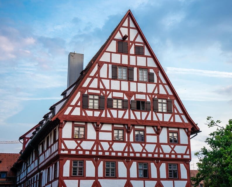Nuremberg - Old town Historic Walking tour - Albrecht Dürer’s House: half-timbered life of an artist who worked here