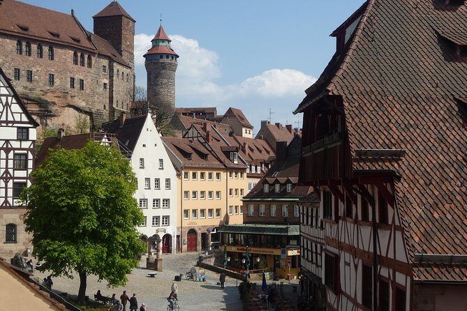 Nuremberg Private Walking Tour: Old Town and Nazi Rally Grounds - Churches and Courtyards: St. Lawrence, St. Sebaldus, and Rebuilt Memory