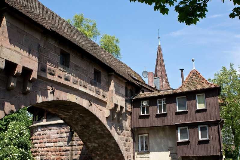 Nuremberg: The Old Town in Evening Light - IN GERMAN - Fleisch Bridge: Why the Ox Guards the Old Meat World