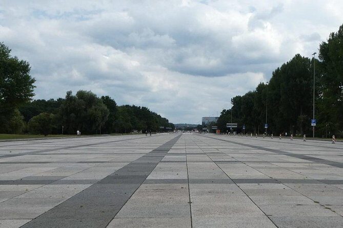 Nuremberg World War II - The guide factor: Rob’s storytelling style (and what to expect)