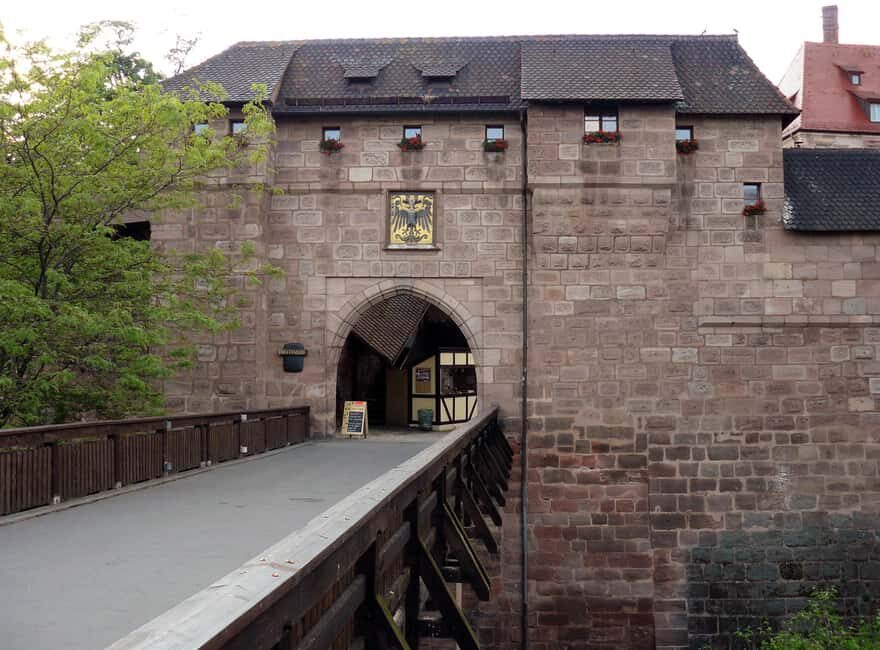 Nuremberg's Medieval Old Town: A Tour with a Local Guide - Meeting Hermann at Bahnhofsplatz 6, right by the action