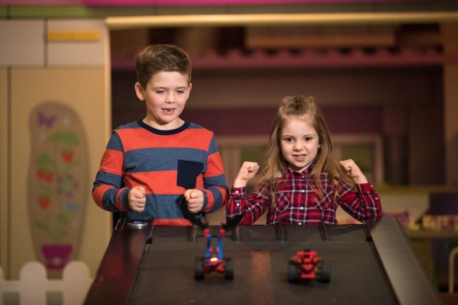 Oberhausen: Legoland Discovery Center Ticket - Lego Friends, Royal Adventure rides, and the take-home Duplo stone