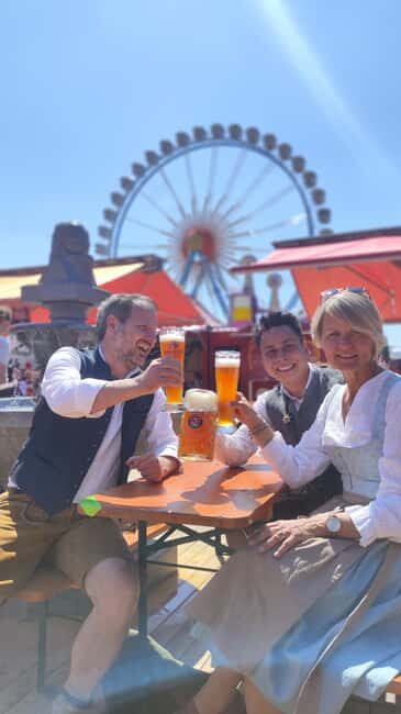 Oktoberfest Tour with Beer and Lunch in one of the big tents - Your 1-hour Oktoberfest walking primer (photo stop included)