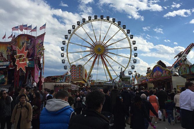Oktoberfest Tour with table and unlimited beer - Price and value: is $479.36 really paying off?