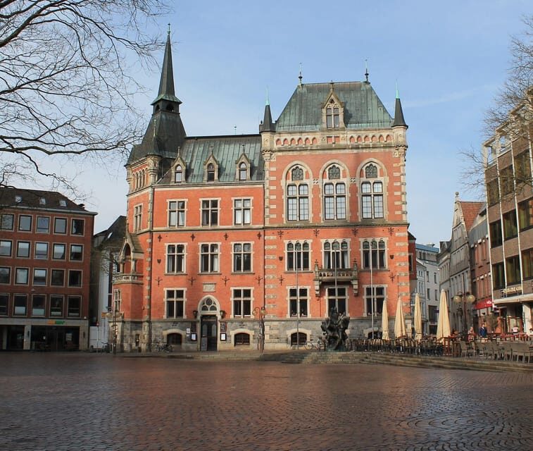 Oldenburg Private Guided Walking Tour - Hunte River Views: The Walk’s Natural Reset
