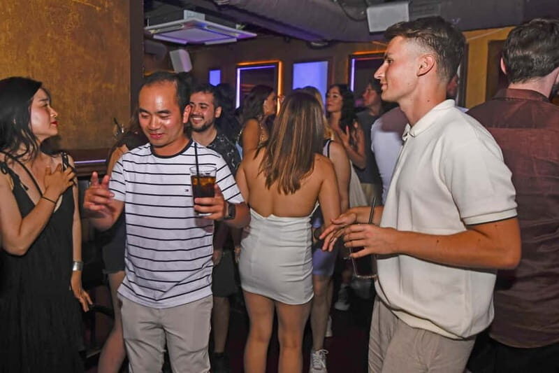 Original Hamburg Pub Crawl Sex & Crime St. Pauli Tour - Should you book this Hamburg Pub Crawl?