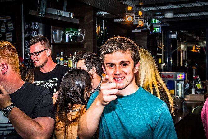 Original Pub Crawl Berlin - Dress Code and Your Night-Prep Checklist