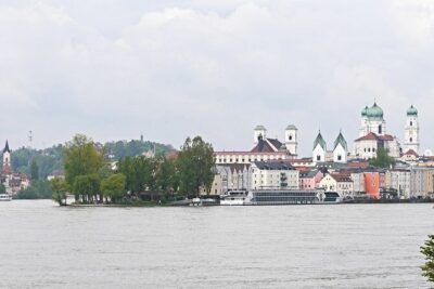 Passau - Classic Guided tour - Altes Rathaus: murals, legends, and those flood-height marks