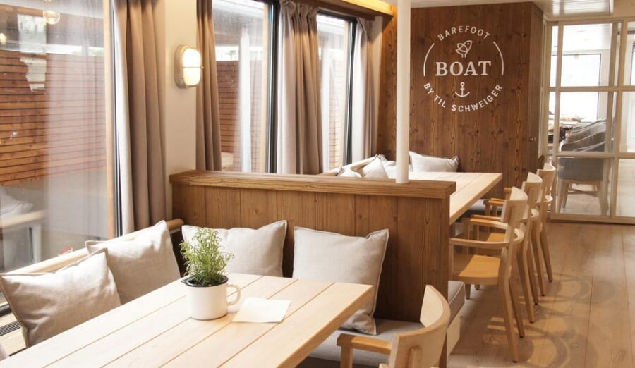 Passau: Schleusentour nach Engelhartszell - Onboard Comfort and the Style of Commentary