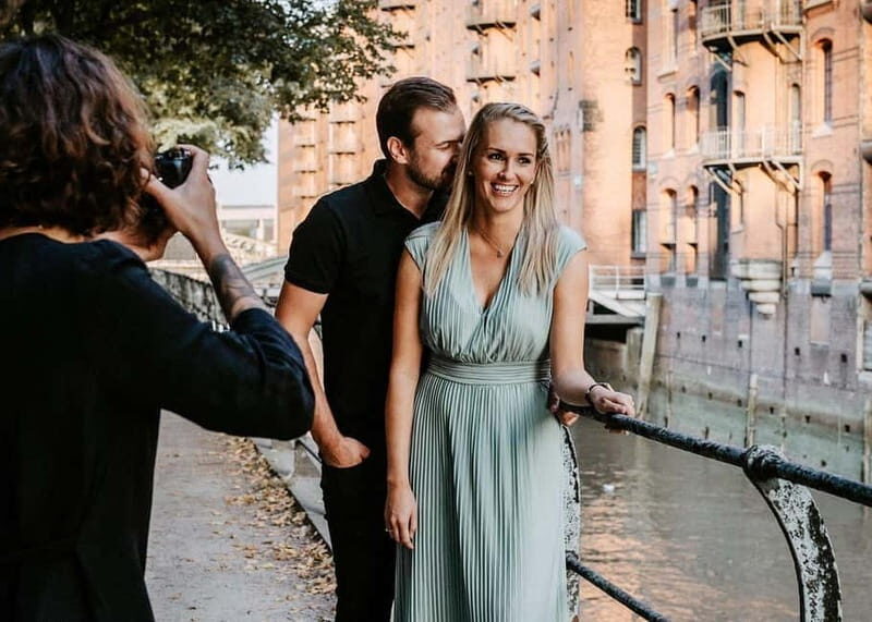 Photo shoot tour in Hamburg with professional photographer Stefanie - Key things that make this Hamburg shoot work