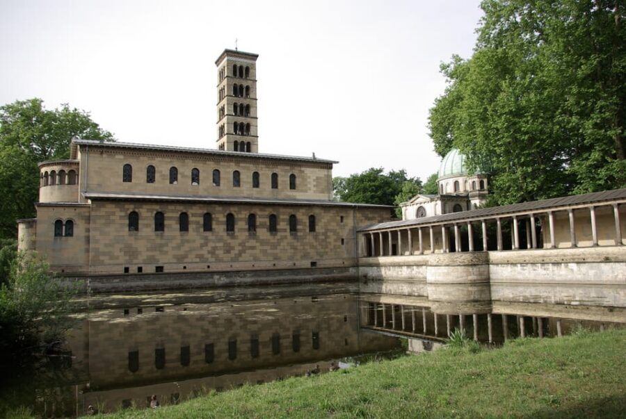 Potsdam: 5-Hour-Tour "Parks & Palaces" from Berlin by VW-Bus - Bornstedt Crown Estate and the Sanssouci Approach