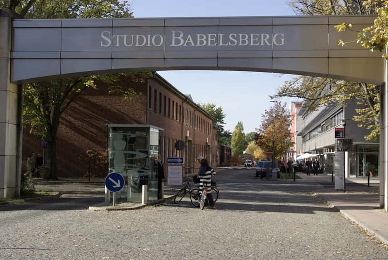 Potsdam-Babelsberg: 5-Hour-Tour "Film-History" by VW-Bus - Berlin start: from Friedrichstraße film corners to Potsdamer Platz’s movie culture