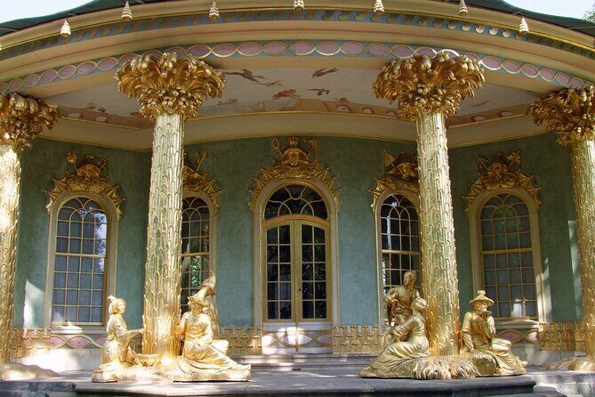 Potsdam Walking City Tour - Potsdam Palaces, Parks, and Cold War Stories in One Day