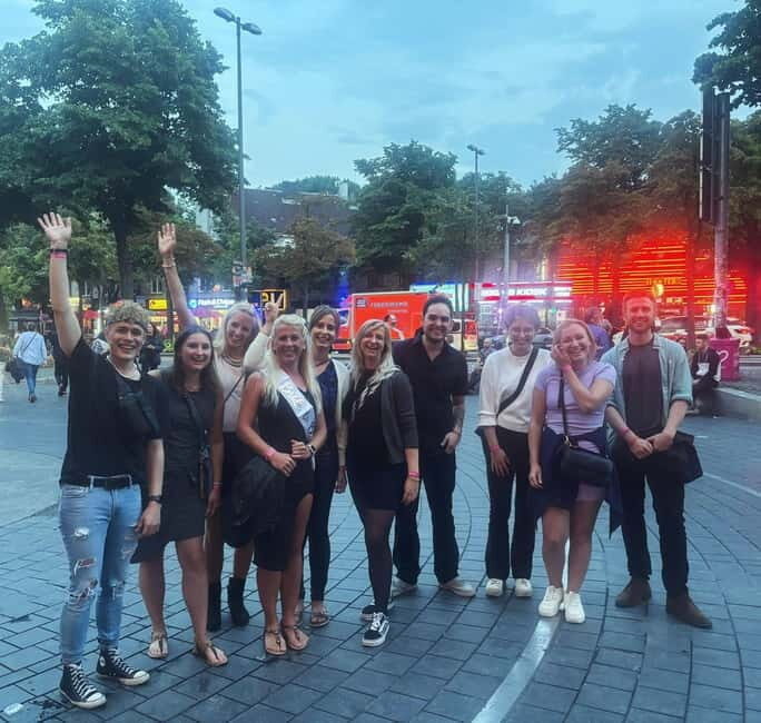 Premium Party Hamburg: Celebrate Your Bachelor Party - How the Pub Crawl Works: Schnapps, Shots, and Time to Celebrate