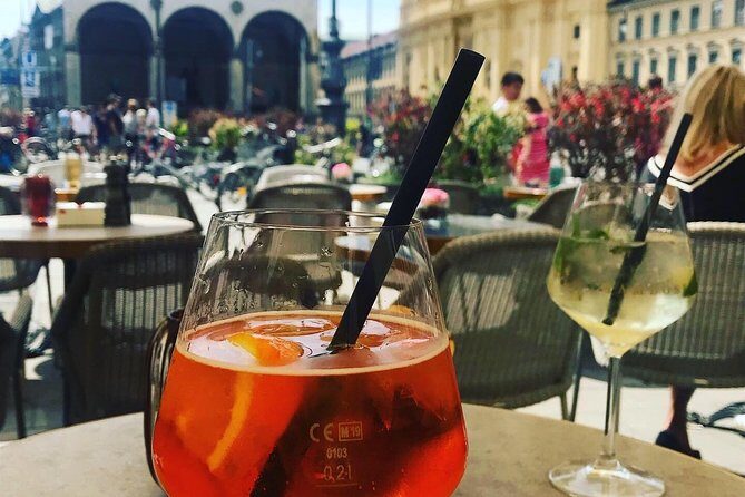 Premium Private Foodie Experience with Local - all tastings included - Viktualienmarkt: where Munich’s food culture shows up first