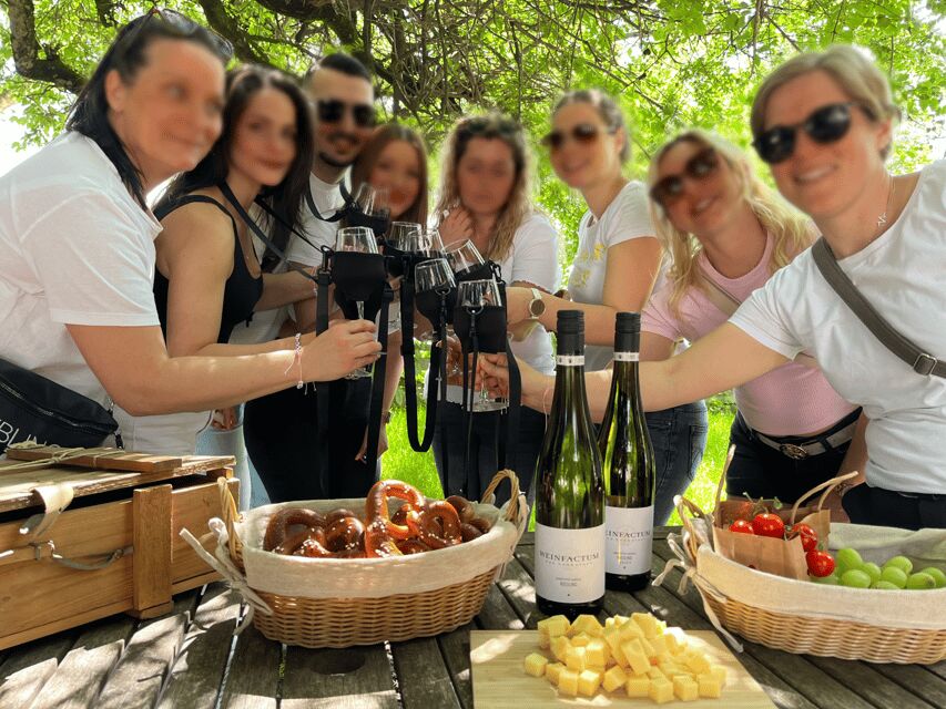 Premium wine hike Stuttgart with games and winemaker's snack - Should You Book This Stuttgart Wine Hike with Roar Tours?