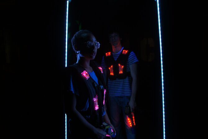 Premium Zone Lasertag in Göppingen - What you actually do: the laser rounds and gear (Helios 2 + vests)
