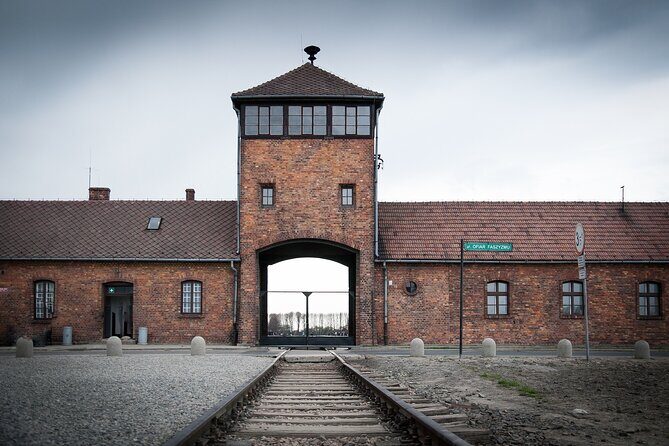 Private 3-Day Tour from Berlin to Krakow Auschwitz Poland - Berlin to Krakow with pickup that actually feels like a shortcut