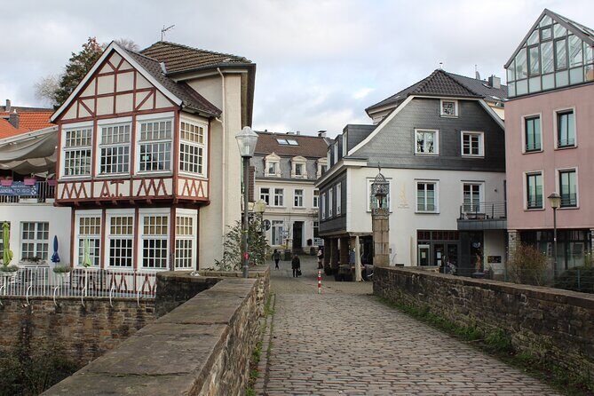 Private audio book city rally around the old town of Essen Kettwig - Should you book the Private Audio Rally in Essen-Kettwig?