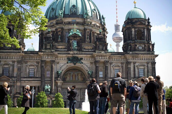 Private Berlin: Iconic Sights and Hidden Gems Walking Tour - Key things I’d plan around before you book