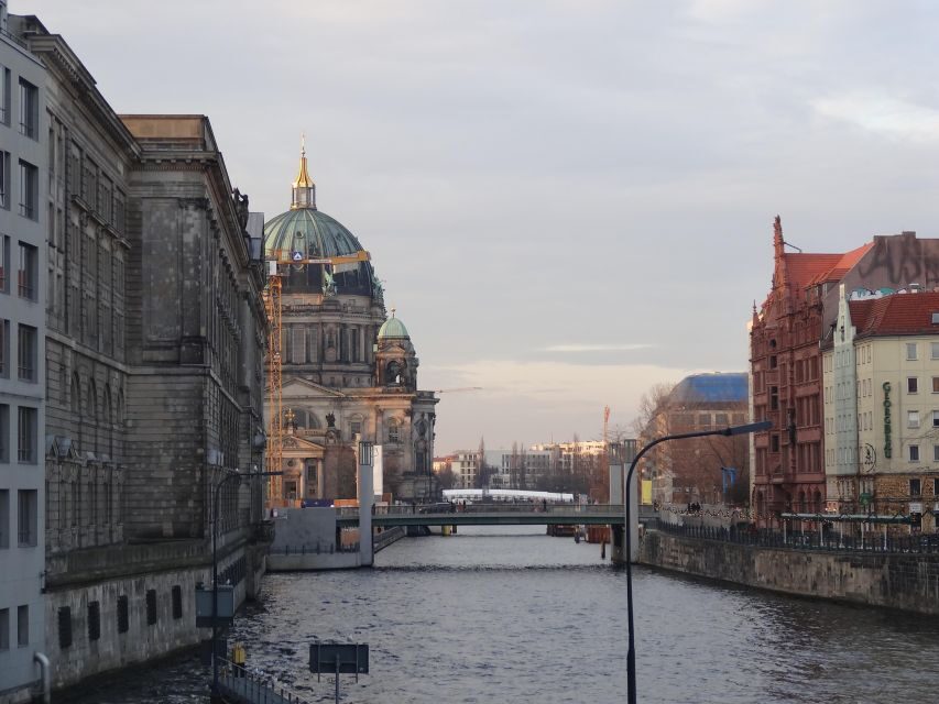 Private Berlin In a Day History Tour With Expert Guide - How a 6-hour format helps you actually see Berlin