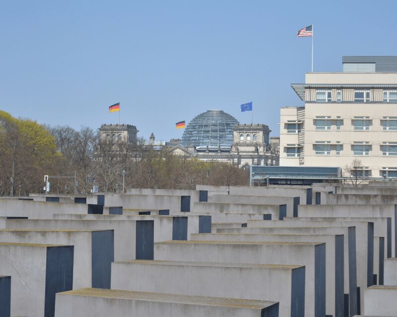 Private Berlin In a Day History Tour With Expert Guide - Price and value: is $247 per person a smart spend?