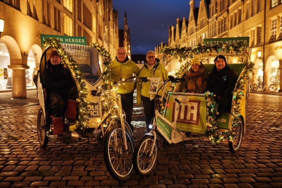 Private Christmas Tour in Münster including Glühwein - Price and value: is $46 per person worth it?