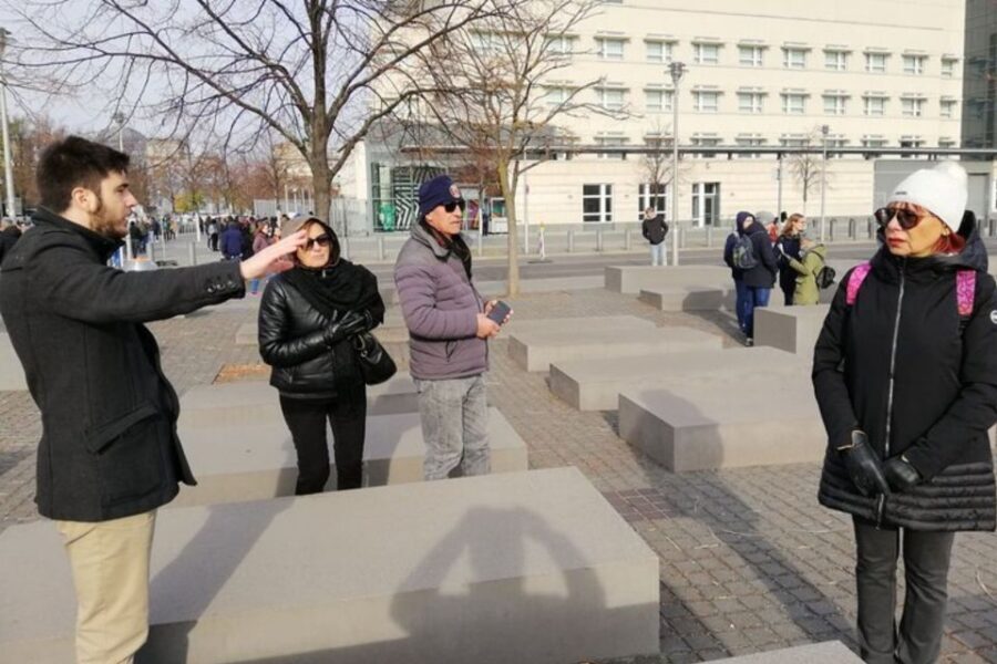 Private custom tour with a local guide Berlin - Why a Private, Custom Berlin Walk Works Better Than a Checklist