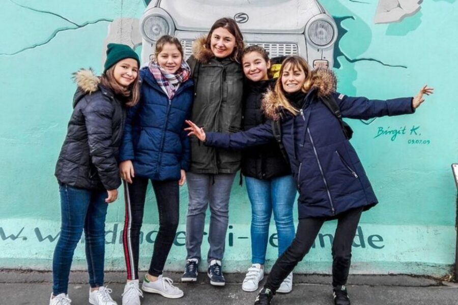 Private custom tour with a local guide Berlin - Pickup, Walking Time, and the 2–8 Hour Choice