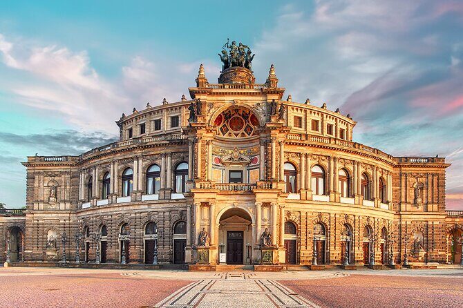 Private Day Tour in Dresden and Moritzburg from Berlin - Moritzburg Castle: Cinderella’s Real-Life Backdrop