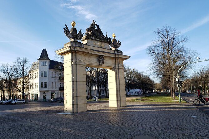 Private Day Tour to Potsdam from Berlin by Minivan - Schloss Cecilienhof: where big leaders shaped Germany’s future